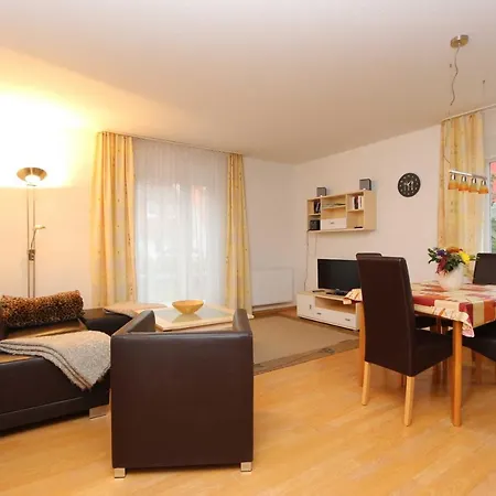 Ahorn Mit Garten In Apartament *